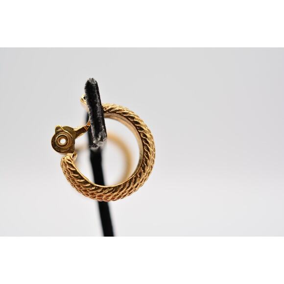 Monet Vintage Clip Earring Textured Hoops Brushed Gold Signed 1980s BinAB - Picture 8 of 12